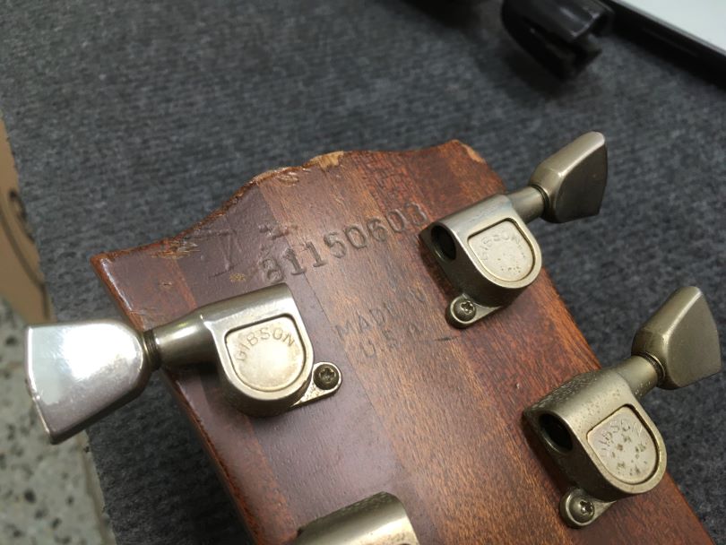 Sériové číslo Gibson SG z roku 1980