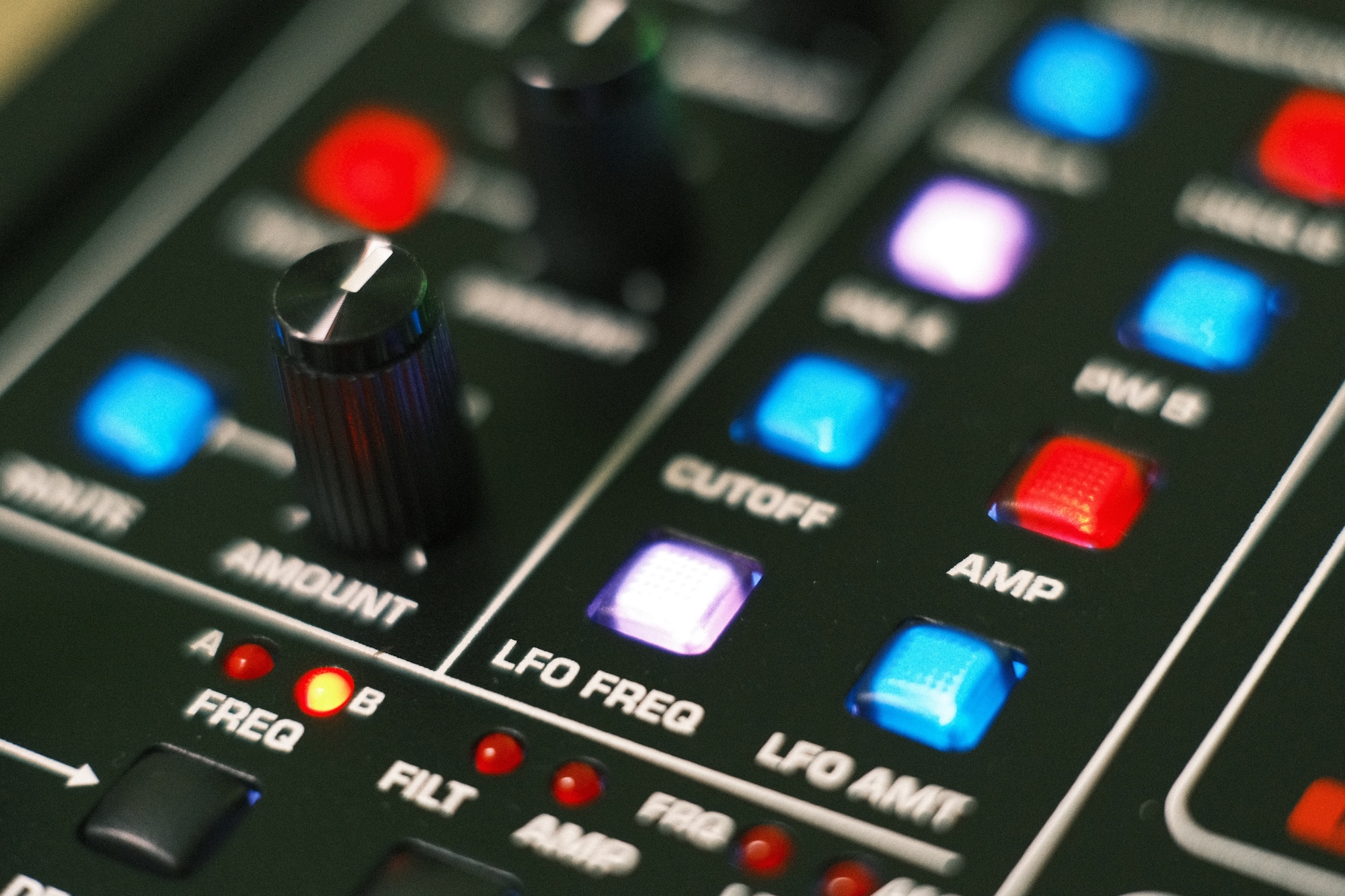 Diody mění barvy podle stavu