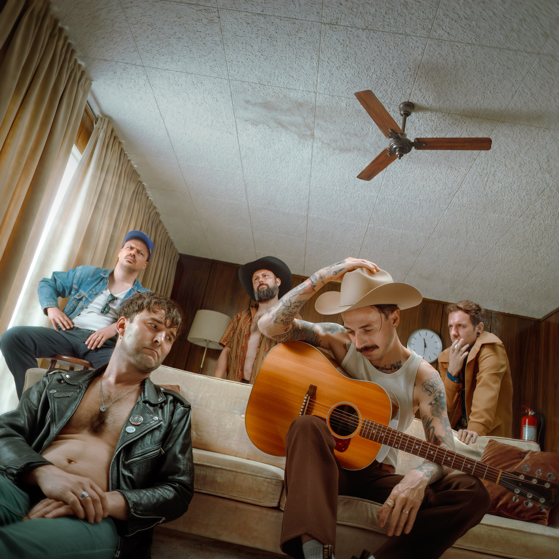 Po odchodu Millera Harrisona se stálým členem Frankie & The Deadbeats stal klávesista Vojtěch Libich, který se zapojil také do psaní nového materiálu. | Foto: Tomáš Vrana