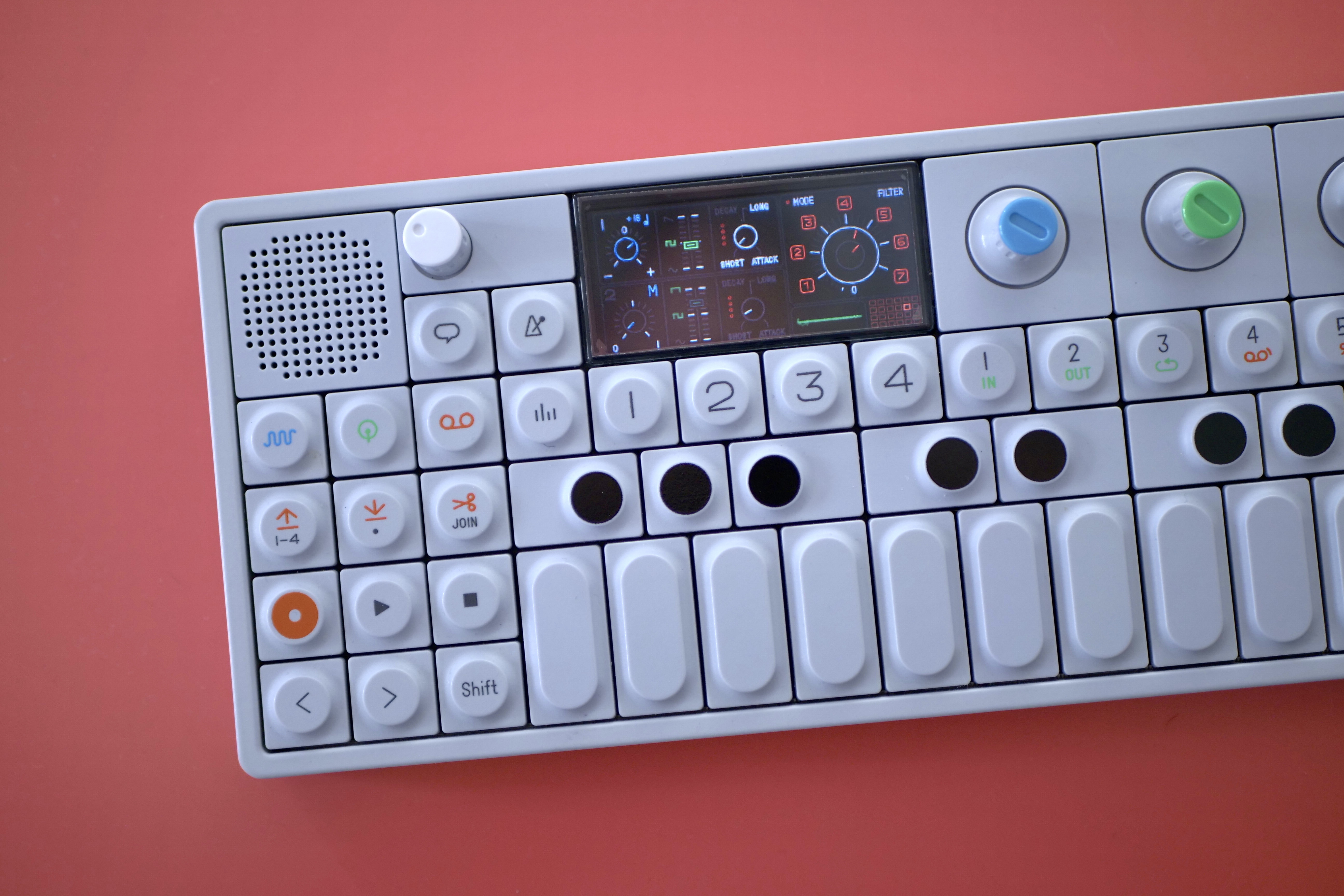 D-box bicí syntezátor na OP-1