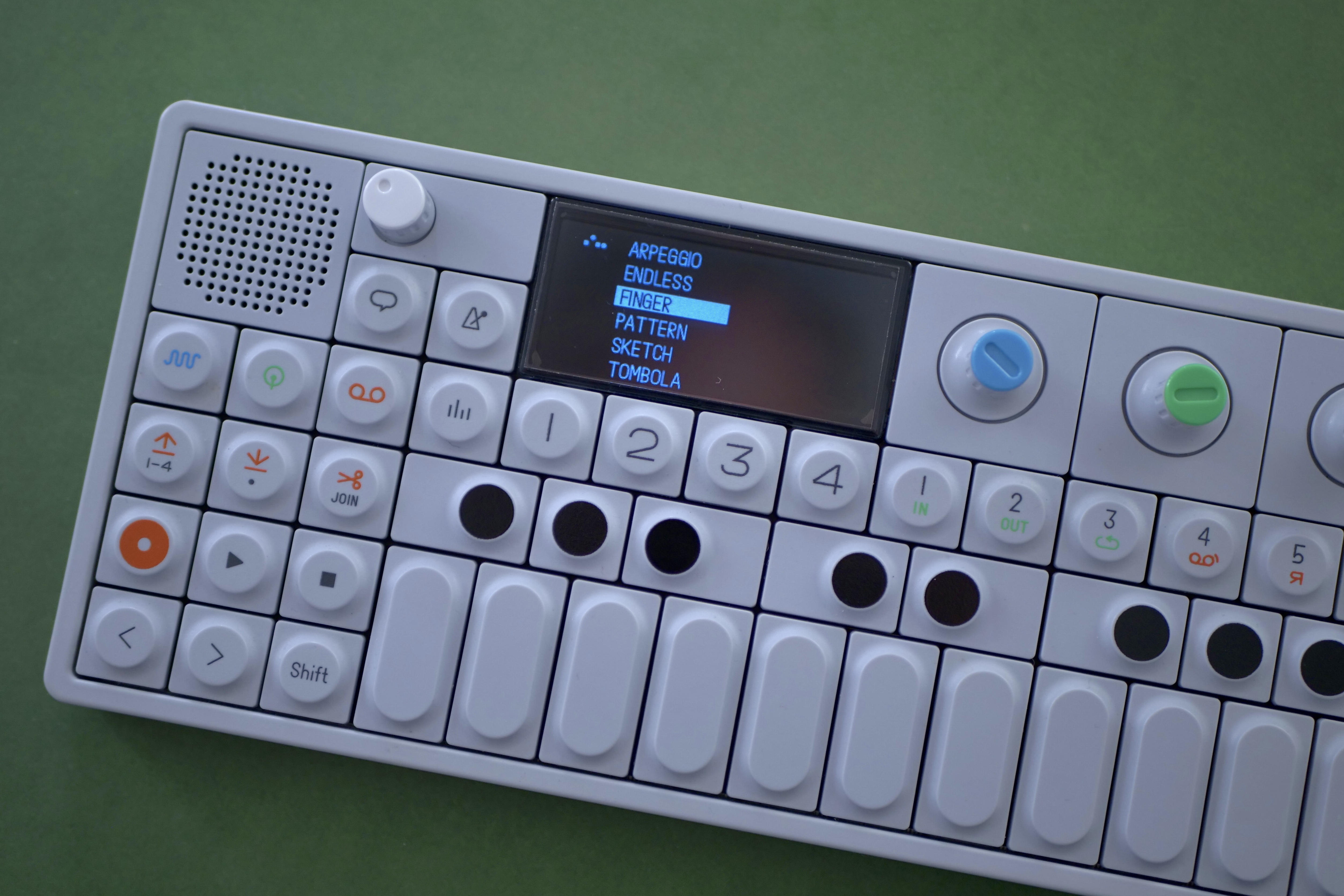 Sekvencery na OP-1