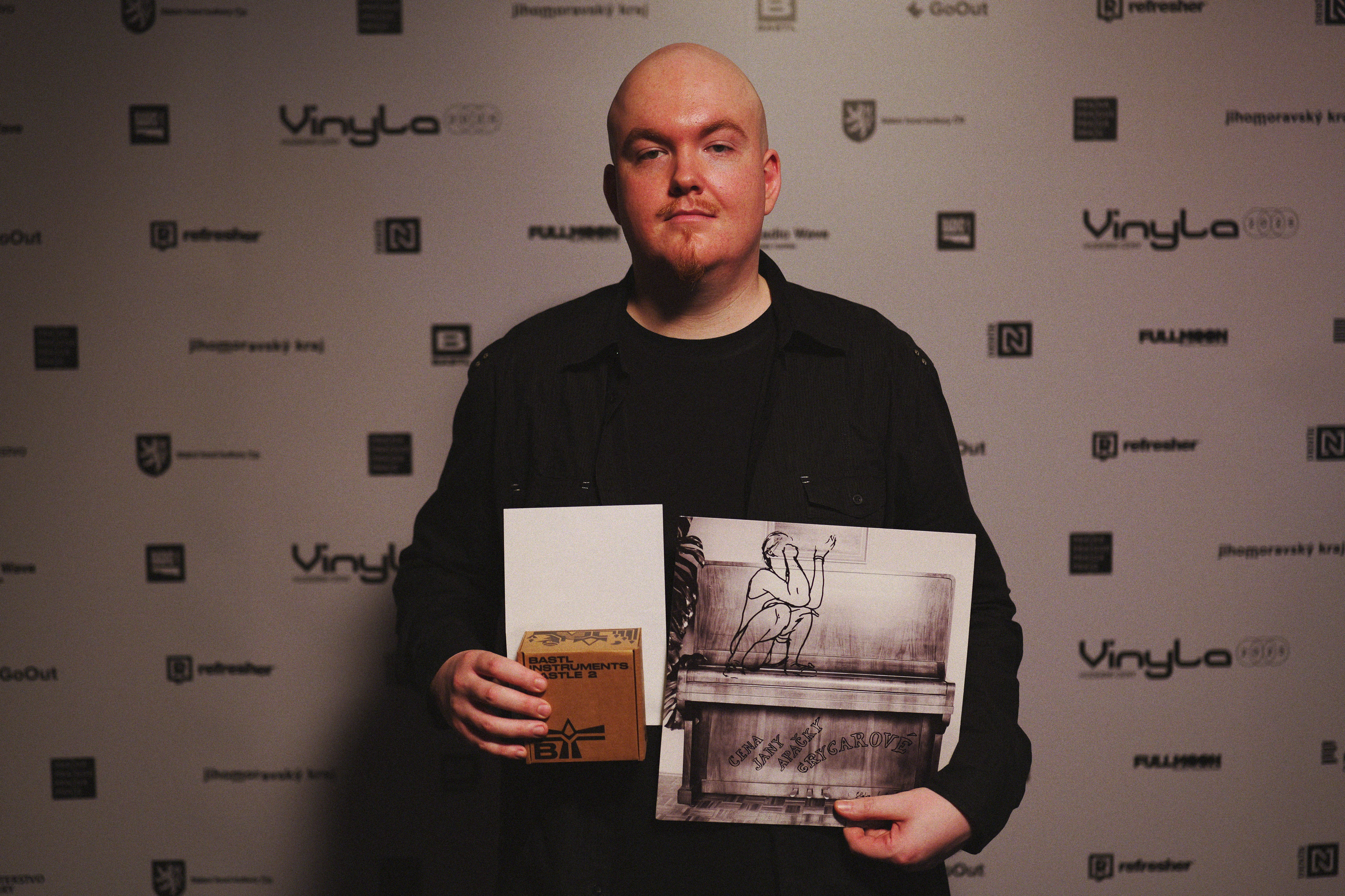 Petr Uram získal Cenu Jany Apačky Grygarové. | Foto: Dušan Krejdl