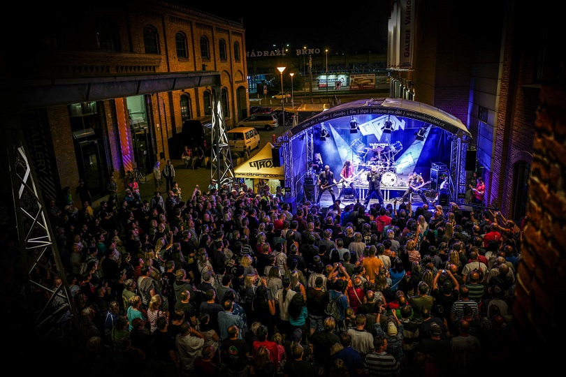 Vaňkovka Fest se koná v Brně vedle stejnojmenného obchodního centra a Fait Gallery. | Foto: archiv Petra Vídeňského