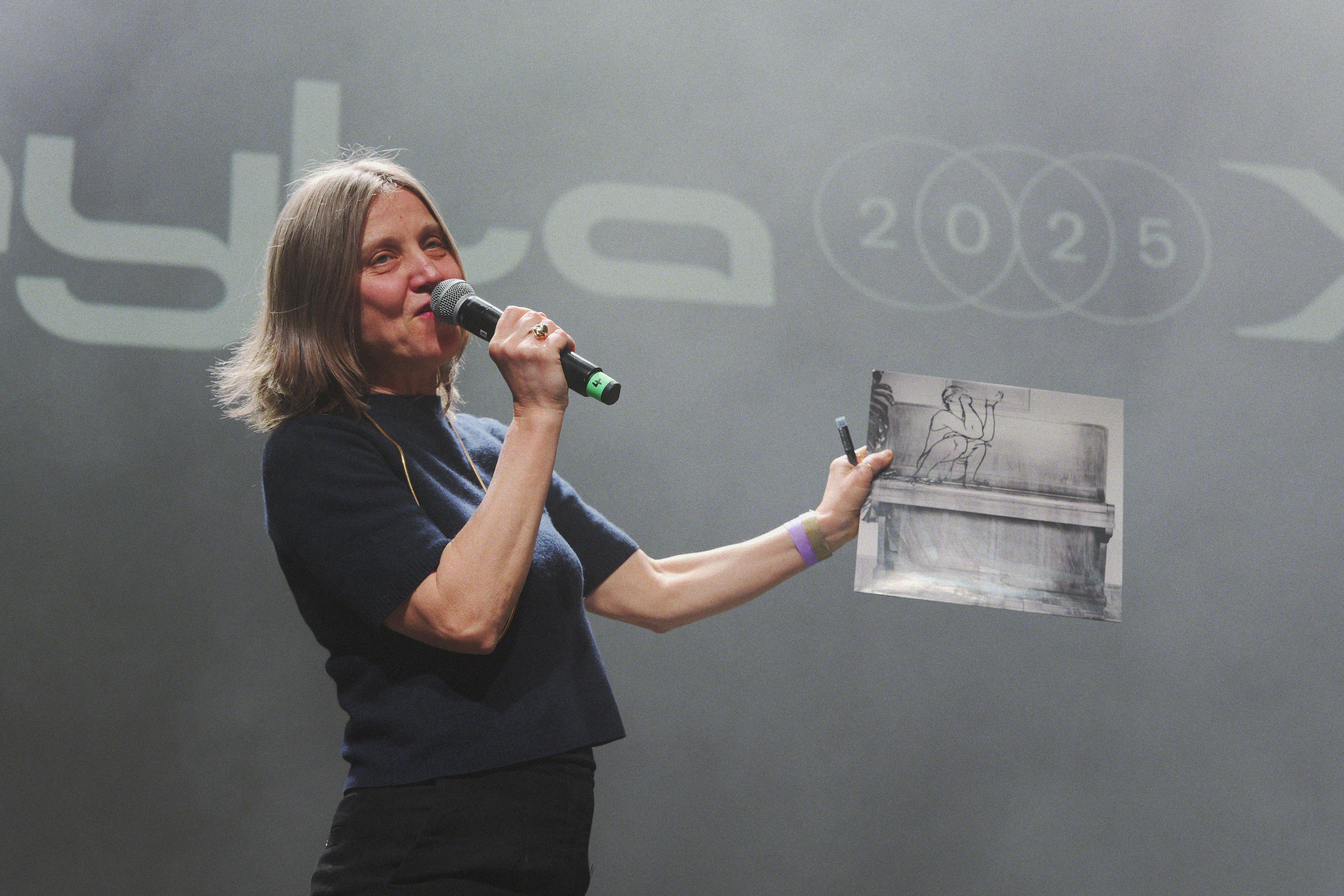 Sláva Sobotovičová, autorka vizuálu výročního vinylu. | Foto: Dušan Krejdl