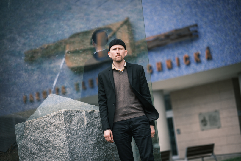 Album Cizinec je výsledkem hledání, v čem se cítím dobře a jak se můžu a potřebuju vyjádřit. | Foto: Pavel Sajner Album Cizinec je výsledkem hledání, v čem se cítím dobře a jak se můžu a potřebuju vyjádřit. | Foto: Pavel Sajner