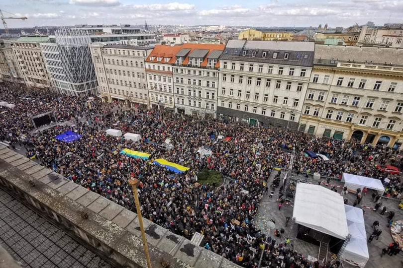 Václavské náměstí v neděli 27. 2. odpoledne | Foto: Milion chvilek pro demokracii