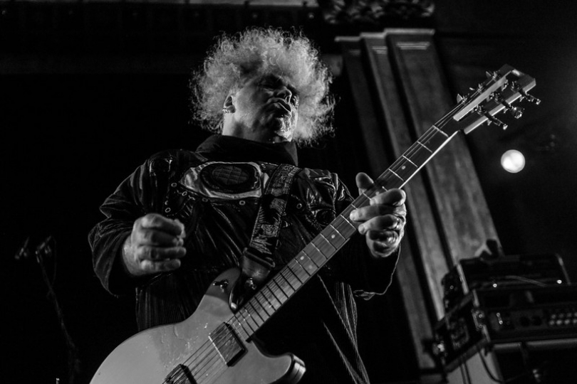 Tranzistorový zesilovač Beta Lead si oblíbil Buzz Osbourne z Melvins a přes něj se k aparátu dostal jeho kamarád z dětství Kurt Cobain. | Foto: UT Connewitz Photo Crew Tranzistorový zesilovač Beta Lead si oblíbil Buzz Osbourne z Melvins a přes něj se k aparátu dostal jeho kamarád z dětství Kurt Cobain. | Foto: UT Connewitz Photo Crew