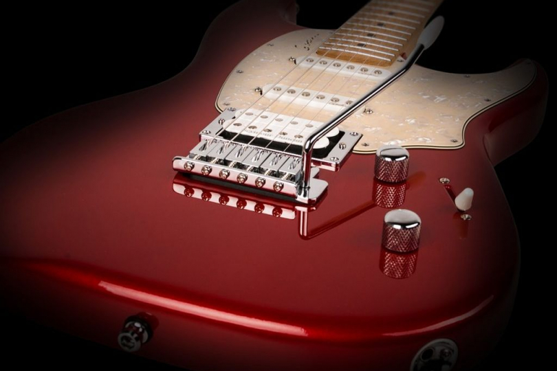 Zdroj: godinguitars.com Zdroj: godinguitars.com