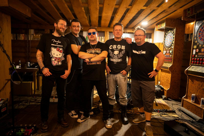 Správně zvolené tempo, jasná struktura skladeb, dobrý odhad, kdy přidat tlak a kdy ubrat. | Foto: Facebook kapely