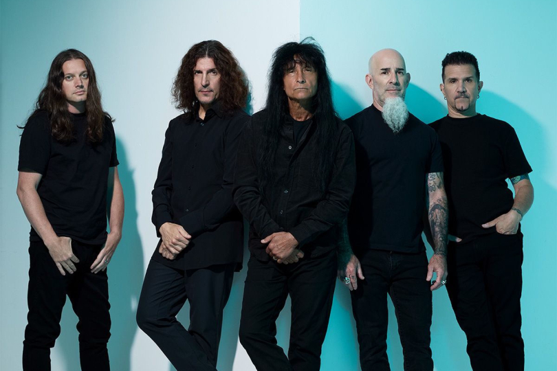 Cesta nekončí. Anthrax na Cursum Perficio dokazují, že thrashmetalová energie nemá datum spotřeby. | Foto: Press