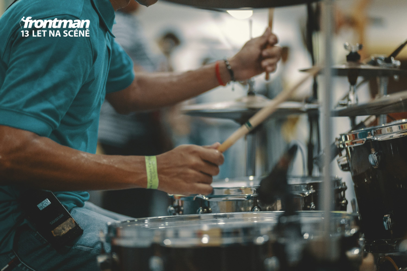 V malých místnostech zřídka dostanete dokonalý syrový zvuk. Proto je důležité počítat s tím, že velmi důležitou roli bude hrát postprodukce. | Foto: Oscar Ivan Esquivel Arteaga, Unsplash 