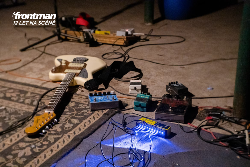 Je zkrátka potřeba najít nějakou ideální (tak trochu plovoucí) pozici mezi řemeslným cvičením a volností. | Foto: Priscilla Du Preez (Unsplash)