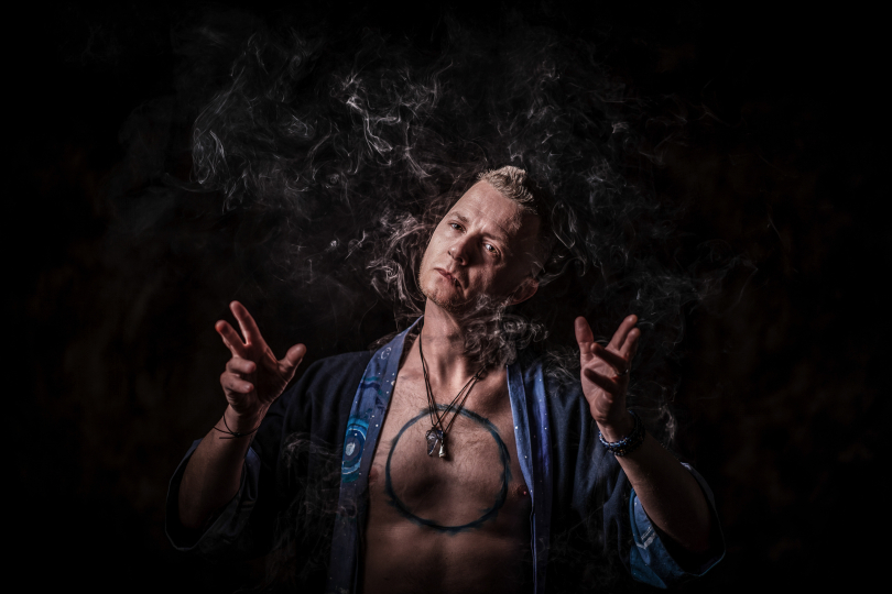 „I s přihlédnutím ke všem těžkostem, které dnešek nese, žijeme ve fascinující době,“ říká Jakub König. | Foto: Vojtěch Vlk