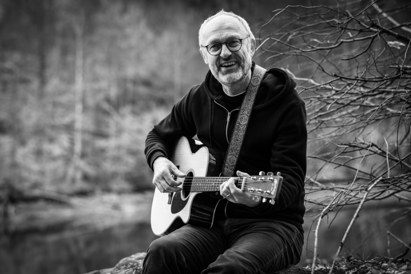 Návštěva benefičního koncertu, kde zahraje také Mirek Kemel, je jen jednou z možností, jak lze Rádio Proglas podpořit. | Foto: Zuzana Bönisch