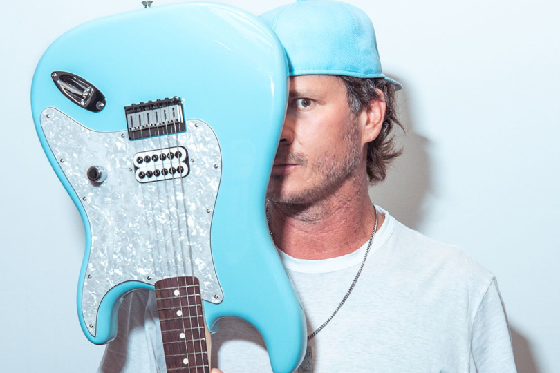  Tom DeLonge Stratocaster je kytara dokonalá svou jednoduchostí. | Foto: Fender 