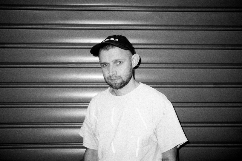 Pro autora, který je dlouhodobě etablovaný především jako producent a zvukový inženýr, představuje sólový debut zásadní osobní posun. | Foto: Ondřej Mlch