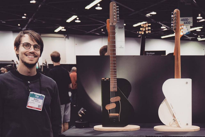 Robin Stummvoll a Verso Instruments na loňském ročníku NAMM Show | Foto: facebook Verso Instruments