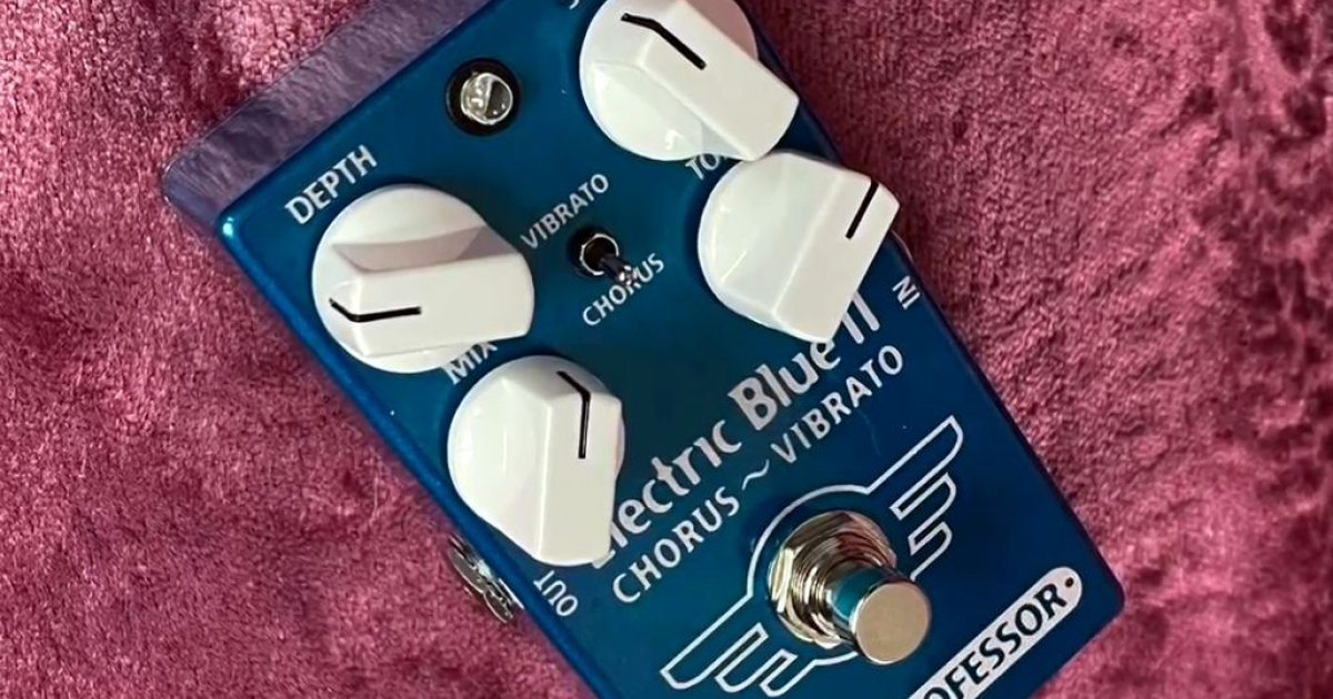 Chorus/vibrato Mad Professor Electric Blue II | frontman.cz