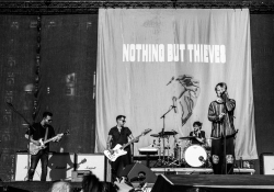 Nothing But Thieves