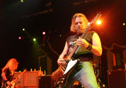 Pepper Keenan