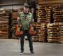Martin nabízí Bonamassovu předlohu ve dvou pojetích – jako prémiovou americkou 00-18 a dostupnější elektroakustickou 00-10E Retro. | Foto: Martin Guitars