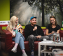Jeden z listopadových workshopů Vinyla academy vede Prokop Holoubek. Fotka pochází z panelu Dělání hudby v roce 2022: živobytí, nebo živoření? Společně s Prokopem v něm zasedly Bára Zmeková a Kateřina Nováková. | Foto: Jan Nožička