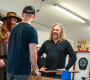 Kytaráři Andy Hicks a Austin MacNutt ukázali českým muzikantům nový rozměr spolupráce. I Foto: Tomáš Hejlek