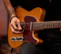 Troy Van Leeuwen převádí svůj dvanáctistrunný Custom Shop Telecaster do dostupnější podoby pod značkou Squier.  | Foto: Fender