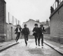 Když John, Paul, George a Ringo po necelé hodině a půl dodivočili, nechali jsme spuštěné plátno a pustili si na něj ČT24, tedy Volební studio. | Foto: United Artists, Apple Corps
