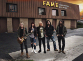 The Dead Daisies se k blues staví s hlubokou úctou. | Foto: Facebook kapely