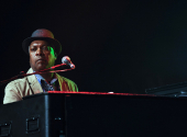 Booker T. Jones pocházi z Memphisu a byl „zázračným dítětem“ – už v raném věku ovládl řadu klávesových, dechových i strunných nástrojů. | Foto: Wikimedia Commons