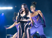 Dua Lipa nám připomněla, že máme být na co hrdí. I Foto: Raph_PH I CC BY 2.0