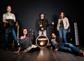 Náš nový singl přináší optimistické poselství s mírným varováním, že i pohoda vás může zavést do pekel. | Foto: archiv Leamon