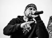 Otakar Petřina ml. zakotvil v hip hopu, kde přeci jen může vystupovat víc sám za sebe. | Foto: Tony Košař