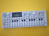 Teenage Engineering OP-1 (foto Dušan Krejdl)