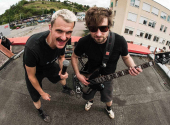 Dvojice Dan Kranich a Ivo Sedláček jde vědomě proti proudu českého rapu a jeho často předvídatelným schématům. | Foto: Jimmy Puda 