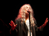 Výrazný autorský podíl na hitu Dancing Barefoot z alba Wave od Patti Smith má náš krajan Ivan Král. | Foto: Live Nation 