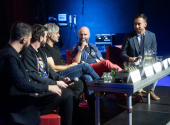 Hlavním zaměřením letošního ročníku hudební konference ReConnect a klubové noci Batch je posilování hudební komunity. Na fotce účastníci loňského panelu Jak se BLESKnout. | Foto: Vojta Kuřátko