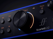 U příležitosti 40. výročí značky Focusrite vznikla Scarlett 2i2 Anniversary Edition, která kombinuje kompletní výbavu čtvrté generace s unikátním designem. | Foto: Focusrite