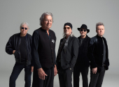 Legendy znovu tasí tvrdé riffy. Deep Purple na Splat! sázejí na syrovou energii, muzikantskou virtuozitu a především chuť hrát. | Foto: Olaf Heine