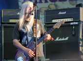 J Mascis, to je energie, efekty, hlasitost, vlastní cesta. | Foto: Wikimedia Commons