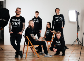 Metal dětem! musí zaplavit planetu. A nebo aspoň sekci „samoživitelé“ v nadaci Z nesnáze 21! | Foto: Sonya Son