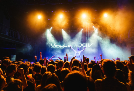 Loni byl jedním z tahounů Vinyla Night Mat213, letos to jsou Gufrau a post-hudba. | Foto: Jan Kuča