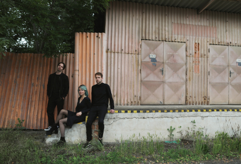Death by Ren je do hudby zhmotněná nicota, která je na vaší straně | Foto: Daniela Hálová Death by Ren je do hudby zhmotněná nicota, která je na vaší straně | Foto: Daniela Hálová