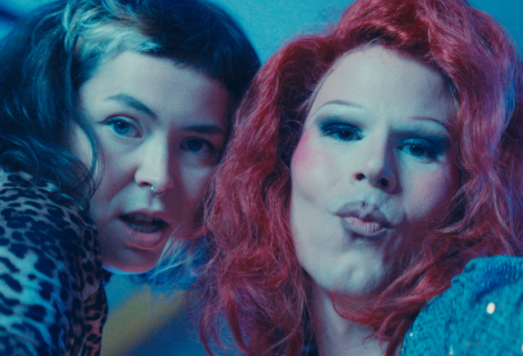 Athena Chlebová a Miss Petty v klipu The bitch is back! | Foto: Šimona Müllerová