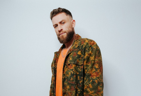 Headliner festivalu Dub FX patří k těm umělcům, jejichž kariéra dobře ilustruje, že silný hudební příběh může vzniknout i mimo tradiční průmysl. | Foto: Rockový Slunovrat