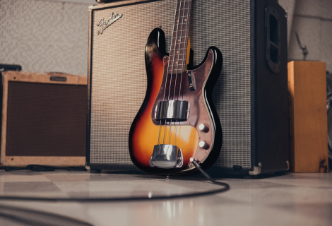 Signature model vychází z Jamersonova Precision Bassu z počátku šedesátých let. | Foto: Fender