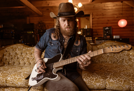 Model vychází z Osborneovy dlouhodobě používané kytary z roku 1968 a míří na hráče, kteří pracují s výrazovou hrou, bendingem a dynamikou napříč country i rockem. | Foto: Fender