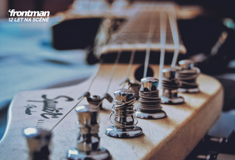 Ladění začíná u strun. Výběr těch správných ovlivní zvuk i váš pocit ze hry. | Foto: Utsav Srestha, Unsplash