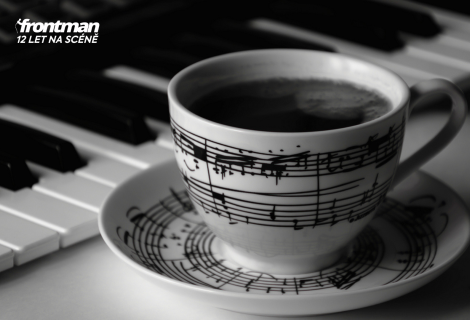 Tak, přiznejte se: kdo z vás doma nemá alespoň jeden hrnek s notovým motivem? | Foto: Lyudmila Izmaylova (flickr)